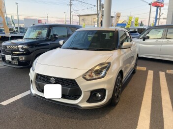 スイフトスポーツご納車させて頂きました!